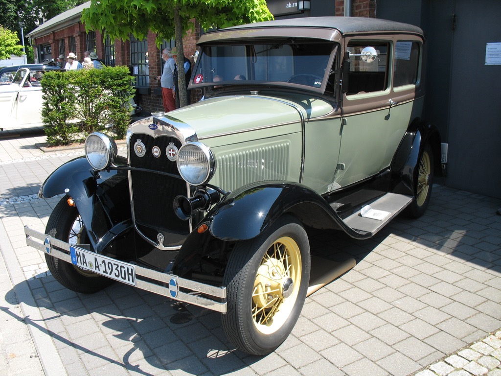 100 Jahre R&ouml;hr, Juni 2026